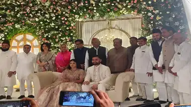 1000000860 कौन हैं प्रिया सरोज जिनकी सगाई में लगा पॉलिटिक्स और क्रिकेट का तड़का, सपा कुनबे समेत देखिए कौन-कौन पहुंचा